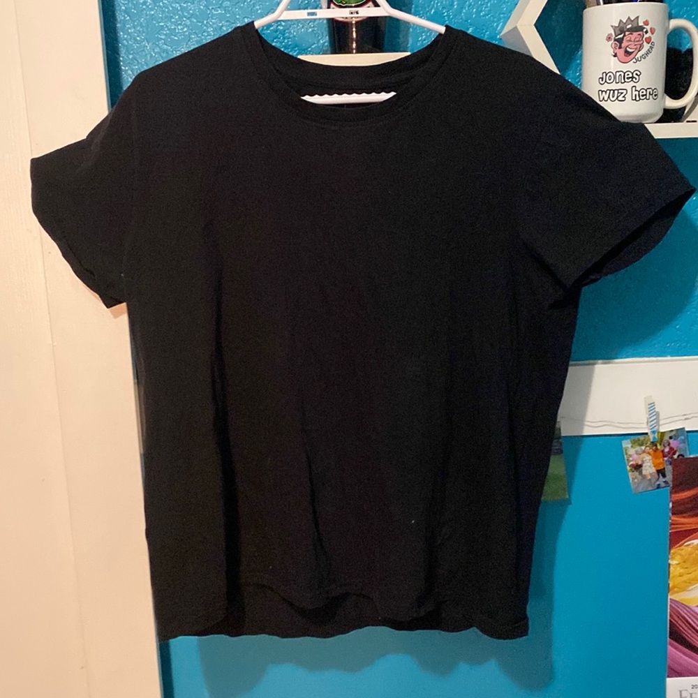 Black shirt